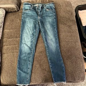 Blue American eagle jeans.